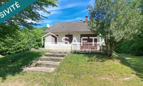 Pavillon, 4 pièces avec sous sol total et terrain de 3080 m²