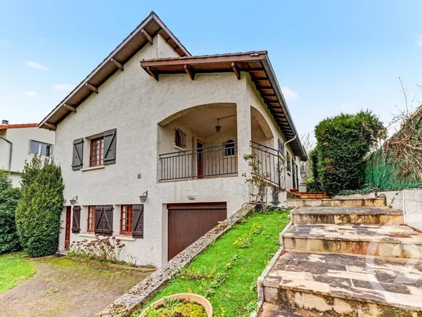 Maison 5 pièces 157 m²