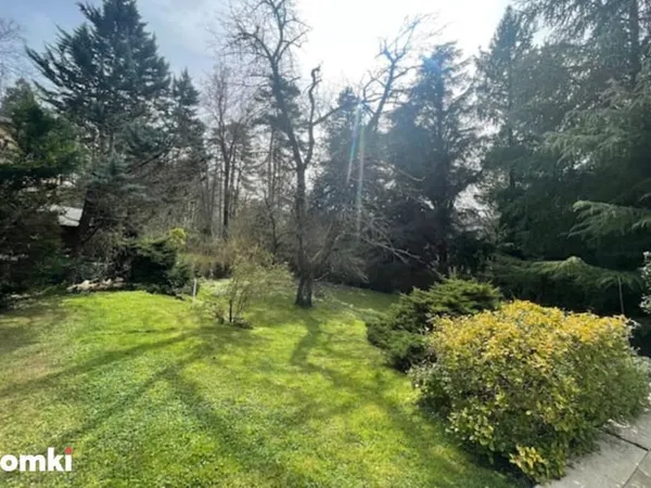 Terrain de 749 m2 à Charbonnières-les-Bains 69260, Rue Benoît Bennier