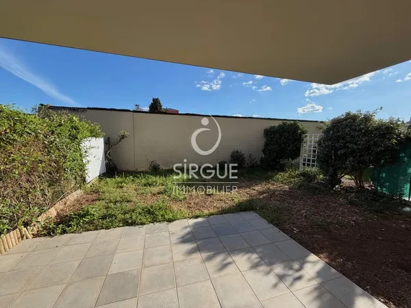 APPARTEMENT T2 avec jardinet