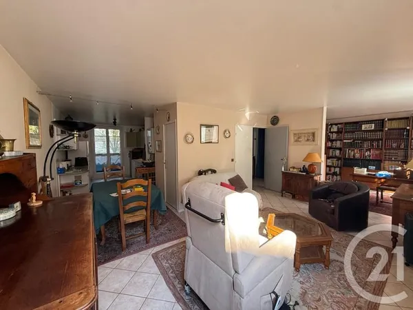 Appartement 5 pièces 84 m²