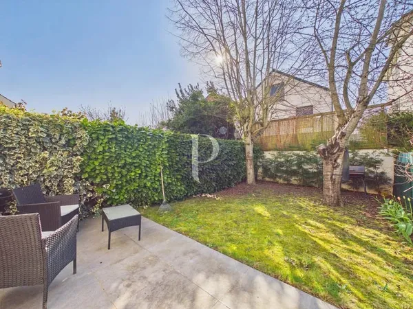 Massy- Maison de 7 pièces 106m²
