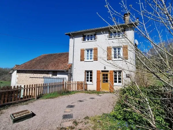 Maison dans un hameau paisible