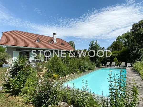 Propriété de charme avec piscine et parc paysager de plus de