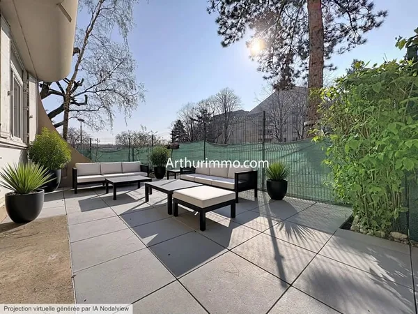 Appartement familial lumineux avec terrasse, 3 chambres, à deux pas de la gare !