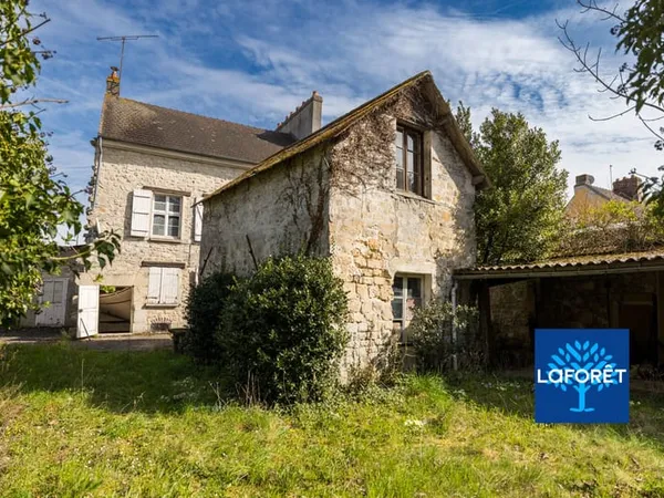 La Chapelle-en-serval 6 pièces 120 m2 + combles + annexes