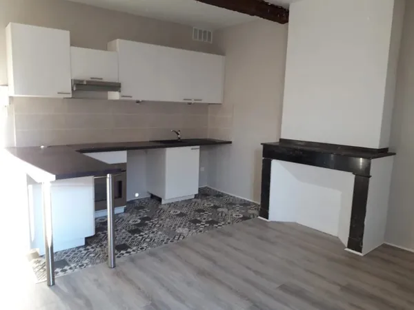 Appartement type 2 de 40m² , 1ier étage d'un petit collectif