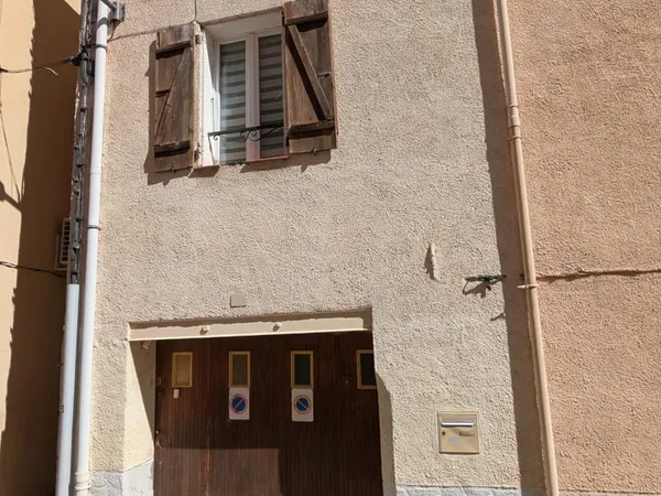 MAISON DE VILLAGE T4 + GRAND GARAGE - ORTAFFA