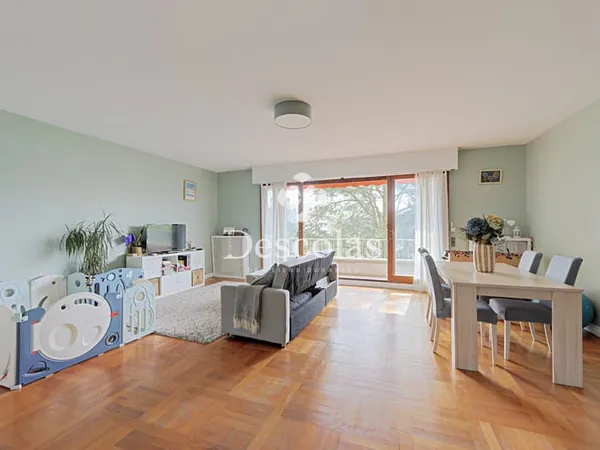Résidence Panoramique- Appartement Familial de 111 m2 F4