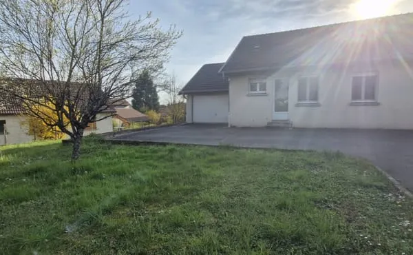 Maison mitoyenne, Idéalement située à Chemaudin