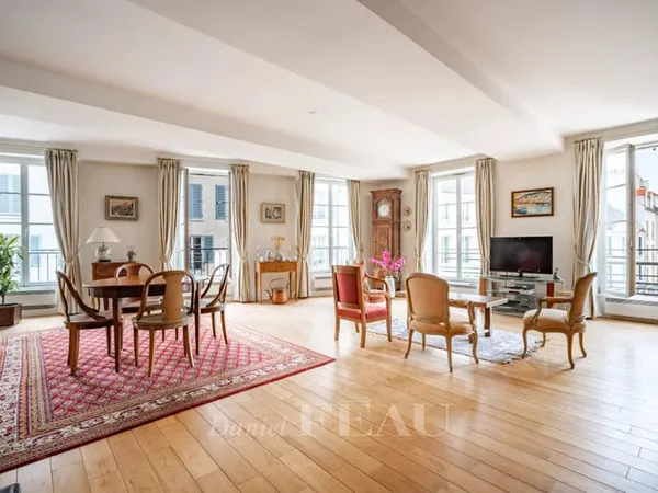 EXCLUSIVITÉ - SAINT-GERMAIN-EN-LAYE / HYPER-CENTRE