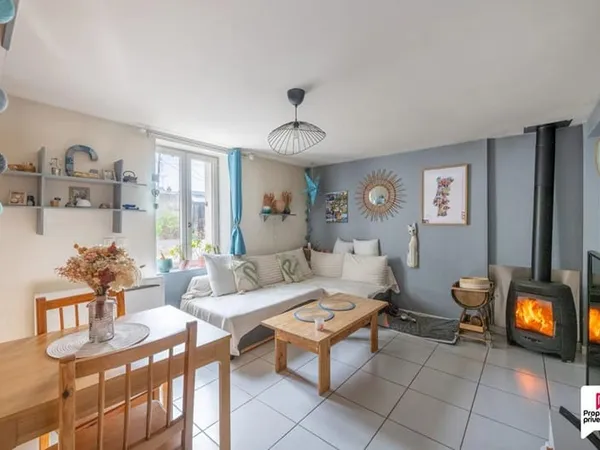 (78130) LES MUREAUX, Maison 3 pièce(s) , 2 chambres, garage et jardin