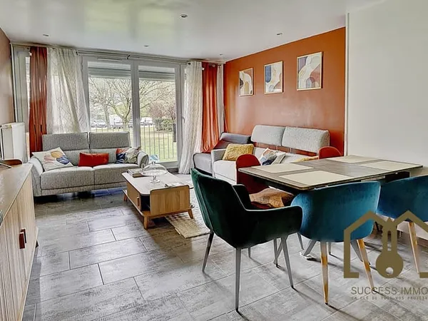 Appartement T3 55,67m² Bron balcon+parking en sus