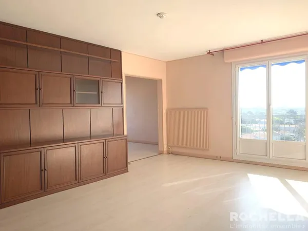 Appartement 5 pièces 100m2 habitables avec vue imprenable sur l