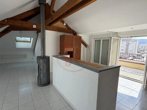 Appartement T5, 2 terrasses, garage double de 36 m2 avec mez