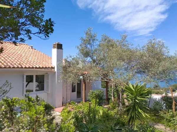 CHARMANTE MINI VILLA A VENDRE VUE MER PIETROSELLA
