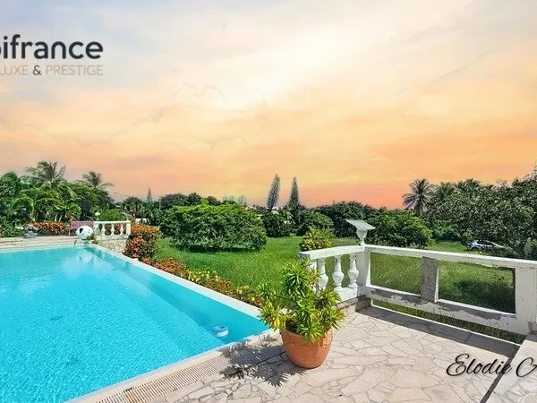 Villa T5 vue dégagée secteur recherché