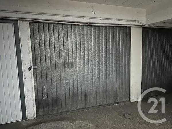 Parking 13 m²