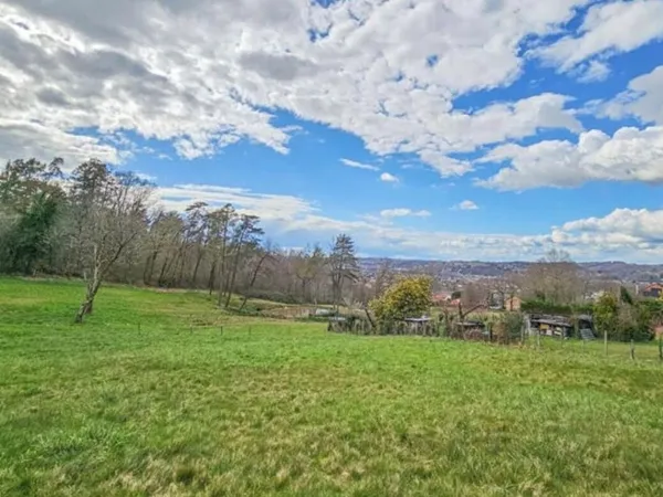 Terrain 1865 m²