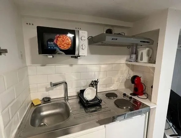 Studio / 18m² / La plaine st denis - Stade de France (RER B)