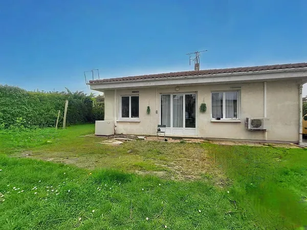 Maison à rénover offrant un beau potentiel d'aménagement