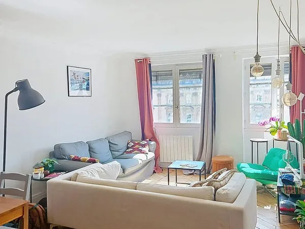 T2 MEUBLE DE 51 M2 EN PRESQU'ÏLE AVEC VUE IMPRENABLE