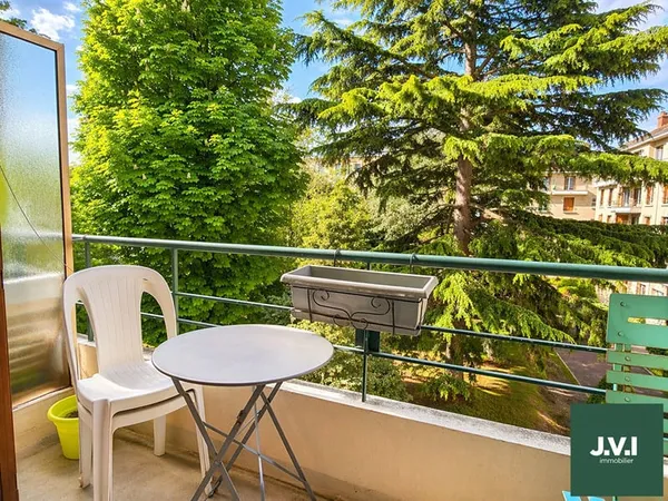 A VENDRE ENGHIEN LES BAINS - 3 pièce(s) - 61 m2