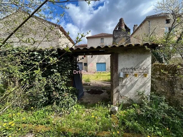 Maison de village avec grange et jardin