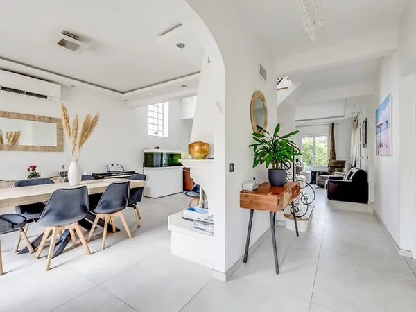 Grande maison en parfait état à vendre à Courtry (77181) !
