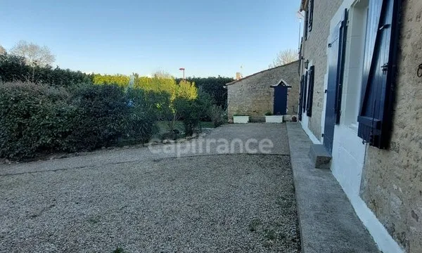 Maison à vendre 5 pièces CURZON (85)