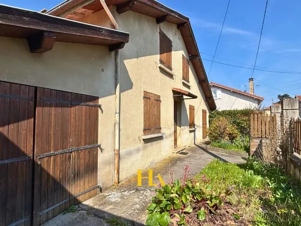 Maison Romans Sur Isere 6 pièce(s) 122 m2