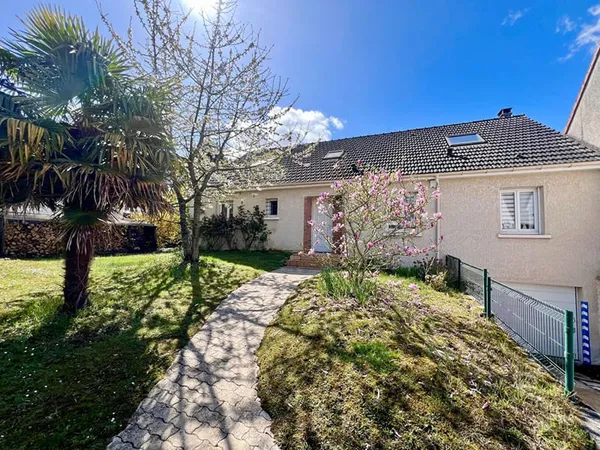 ÉRAGNY-SUR-OISE : MAISON INDIVIDUELLE ! PROCHE TRANSPORTS, ÉCOLES & COMMERCES.