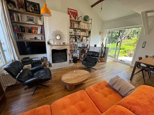 Jolie maison ancienne entièrement rénovée Les Mesnuls 4 pièces 100 m2