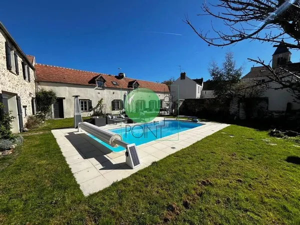Belle propriété en plein coeur de Vert-le-Grand
