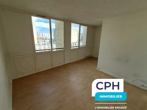 MEUDON LA FORET STUDIO Situé au 7ème étage
