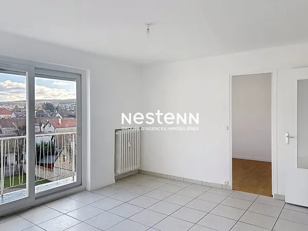 Appartement lumineux 62 m² dernier étage, proche centre