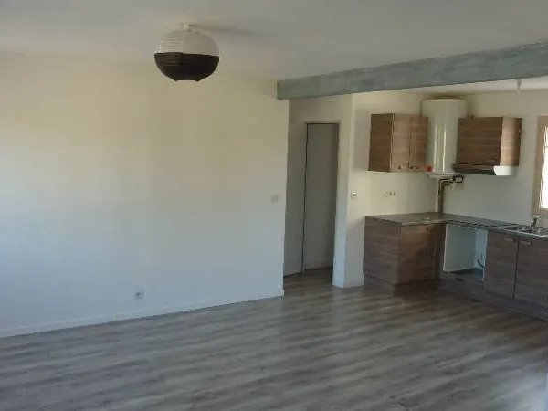 APPARTEMENT DE TYPE F2