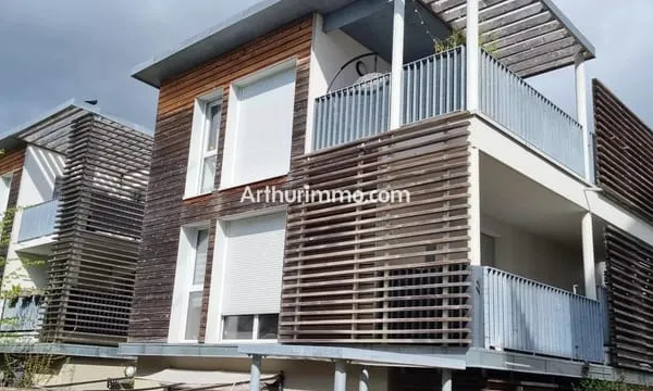 Appartement 3 pièces de 64 m4 avec Terrasse