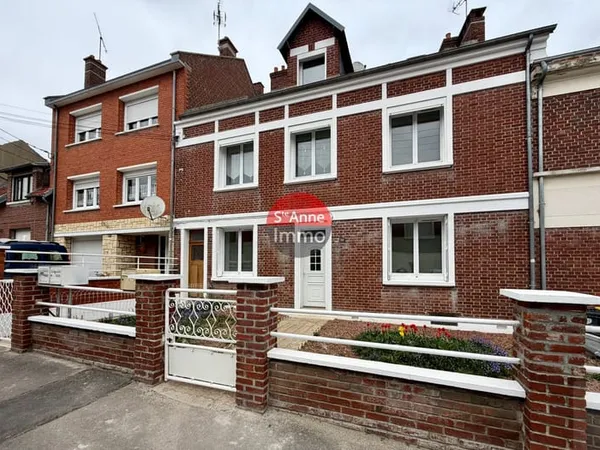 ALBERT - IMMEUBLE DE RAPPORT - 3 APPARTEMENTS - JARDIN