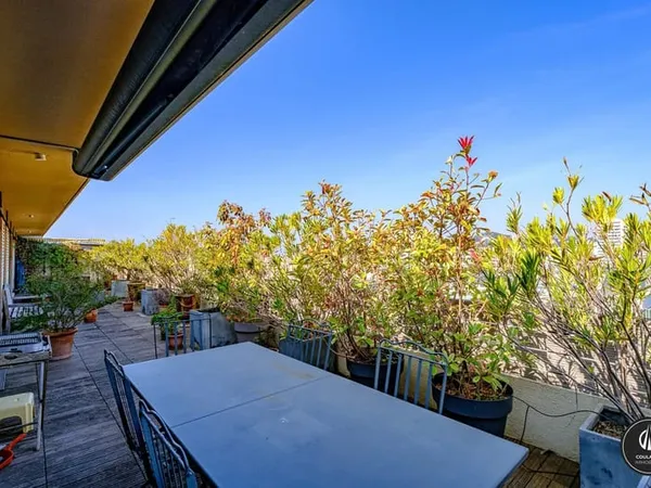 Marseille 8e Saint-Giniez à vendre T6 Duplex toit-terrasse