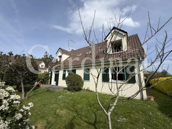 MAISON 5 CHAMBRES AVEC JARDIN OUEST
