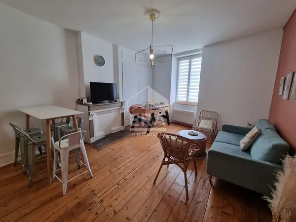 Appartement 4 pieces 75 m2 - Centre Amberieu - Excellent état
