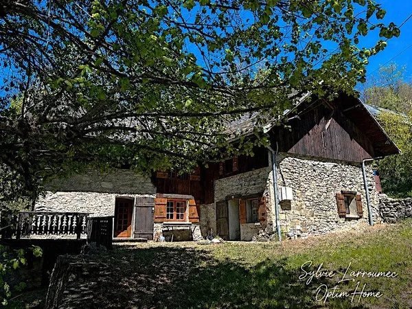 ALBIEZ-LE-JEUNE - MAISON INDIVIDUELLE EN PIERRE - GRAND TERRAIN - VUE PANORAMIQUE MONTAGNES