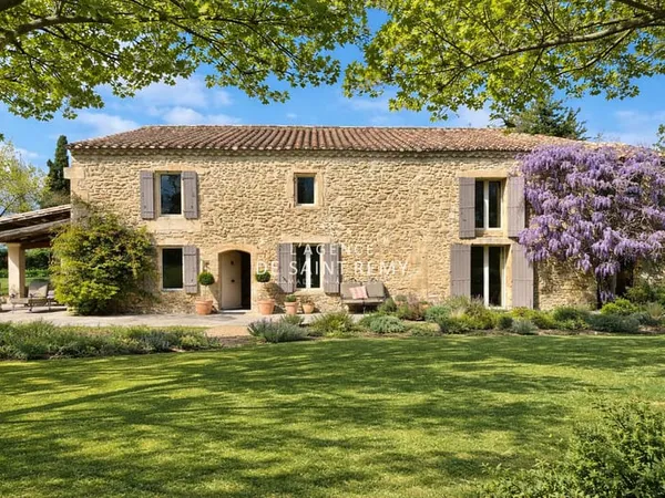 Opportunité à saisir à Saint-Rémy-de-Provence : au calme absol