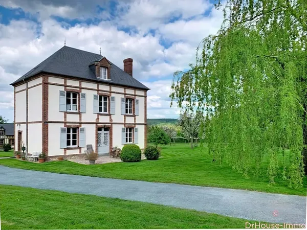 Propriété d'exception dans un parc d'1,4 hectares