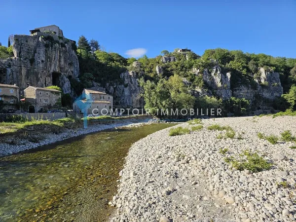 Dépt. 07 - A VENDRE à LABEAUME - Grande maison de Village de