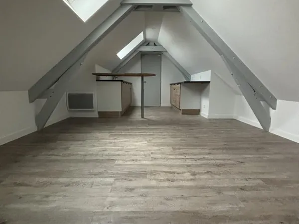 Bâtiment 170 m²