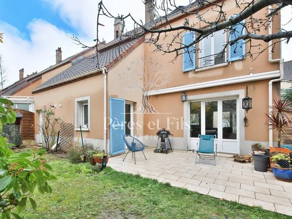Charmante Maison familiale baignée de lumière avec jardin - Quartier du Plateau - Mont-Valérien