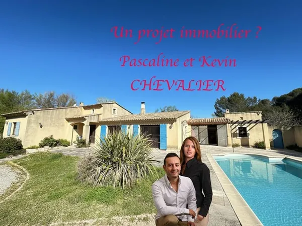 Maison de plain pied à Saint Chamas avec piscine