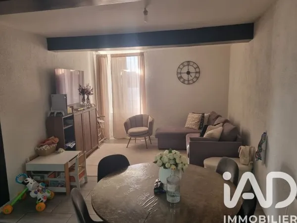 Bâtiment 180 m²